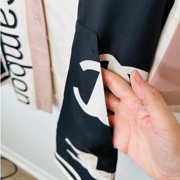 NWT Chanel 100% Silk Ecru Multi-Color Chanel Logo Jacket 42 / L - Picture 5 of 16